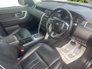 2018 Land Rover Discovery Sport 2.0 Td4 Hse Auto 4WD Euro 6 (s/s) 5dr in Grey — image 6