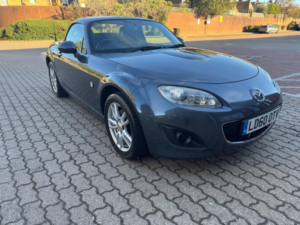 2011 Mazda Mx-5 1.8i Se Roadster Euro 5 2dr in Grey — image 2