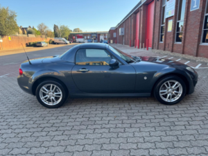 2011 Mazda Mx-5 1.8i Se Roadster Euro 5 2dr in Grey — image 3