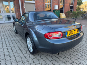 2011 Mazda Mx-5 1.8i Se Roadster Euro 5 2dr in Grey — image 4