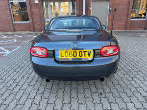 2011 Mazda Mx-5 1.8i Se Roadster Euro 5 2dr in Grey — image 5