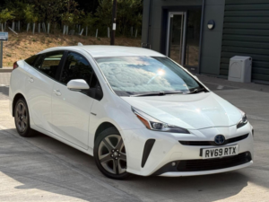 2019 Toyota Prius 1.8 Vvt-H Excel CVT Euro 6 (s/s) 5dr (15in Alloy) in White — image 5