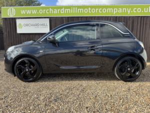 2014 Vauxhall Adam 1.4 16v Black Edition in Black — image 3