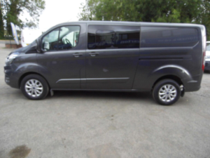 2023 Ford Transit Custom 2.0 320 Ecoblue Limited Crew Van L2 H1 Euro 6 (s/s) 5dr in Grey — image 4
