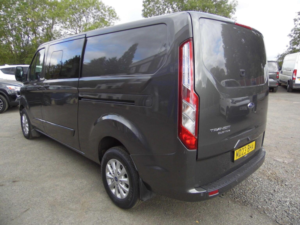 2023 Ford Transit Custom 2.0 320 Ecoblue Limited Crew Van L2 H1 Euro 6 (s/s) 5dr in Grey — image 5