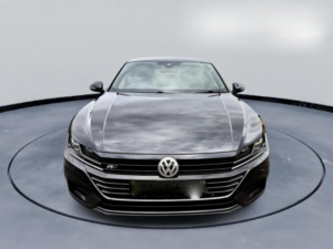 2019 Volkswagen Arteon 2.0 Tdi R-Line in Black — image 4