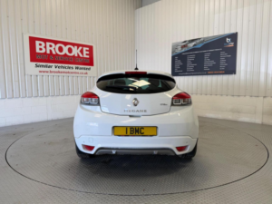 2016 Renault Megane 1.5 Dci Gt Line Nav Euro 6 (s/s) 3dr in White — image 5