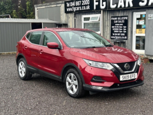 2019 Nissan Qashqai 1.3 Dig-T Acenta Premium Euro 6 (s/s) 5dr in Red — image 3