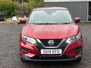2019 Nissan Qashqai 1.3 Dig-T Acenta Premium Euro 6 (s/s) 5dr in Red — image 4