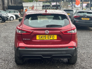 2019 Nissan Qashqai 1.3 Dig-T Acenta Premium Euro 6 (s/s) 5dr in Red — image 6