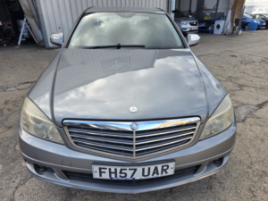 2007 Mercedes-Benz C Class 2.1 C220 Cdi Se Euro 4 4dr in Silver — image 2