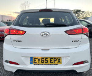 2015 Hyundai I20 1.2 Blue Drive S Air in White — image 6