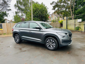 2023 Skoda Kodiaq 1.5 Tsi Act Se Drive DSG Euro 6 (s/s) 5dr (7 Seat) in Grey — image 5
