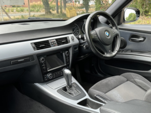 2012 BMW 3 Series 2.0 318d M Sport Touring in Black — image 3