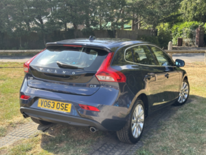 2013 Volvo V40 2.0 D3 Se Lux Nav in Blue — image 4