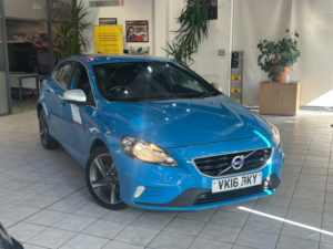 2016 Volvo V40