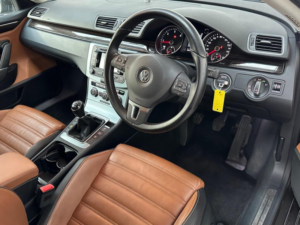2013 Volkswagen Cc 2.0 Tdi Bluemotion Tech Gt Euro 5 (s/s) 4dr in Brown — image 4