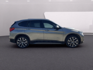 2016 BMW X1 2.0 20i M Sport in Bronze — image 6