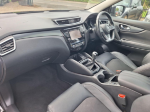 2020 Nissan Qashqai 1.3 Dig-T Tekna Euro 6 (s/s) 5dr in Black — image 3