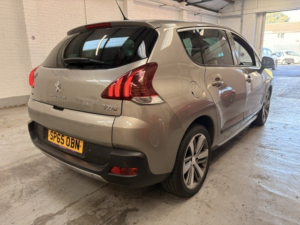 2015 Peugeot 3008 1.6 Bluehdi Allure in Grey — image 4