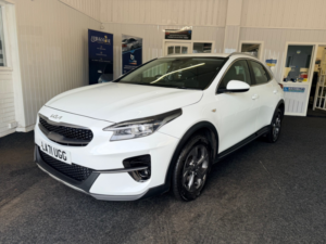 2022 Kia Xceed 1.0 T-Gdi 2 in White — image 4
