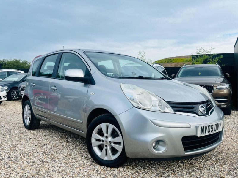 2009 Nissan Note 1.6 16v Acenta Auto Euro 4 5dr in Silver — image 1