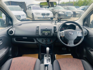 2009 Nissan Note 1.6 16v Acenta Auto Euro 4 5dr in Silver — image 3