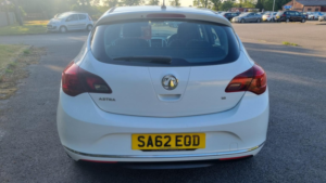 2012 Vauxhall Astra 1.6 16v Sri in White — image 5