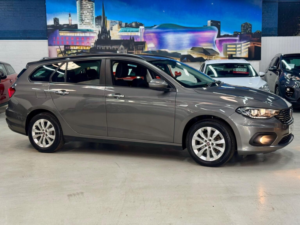 2017 Fiat Tipo 1.4 Mpi Easy Plus Euro 6 5dr in Grey — image 2