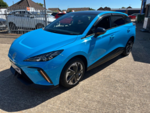2023 MG Mg4 64kwh Trophy Long Range Hatchback 5dr Electric Auto (203 Ps) in Blue — image 4