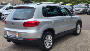 2013 Volkswagen Tiguan 2.0 Tdi Bluemotion Tech Match DSG 4WD Euro 5 (s/s) 5dr in Silver — image 6