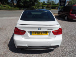 2011 BMW 3 Series 2.0 320d Sport Plus Edition in White — image 6