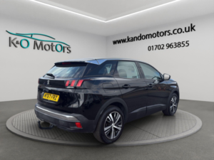 2017 Peugeot 3008 1.2 Puretech Active Euro 6 (s/s) 5dr in Black — image 6