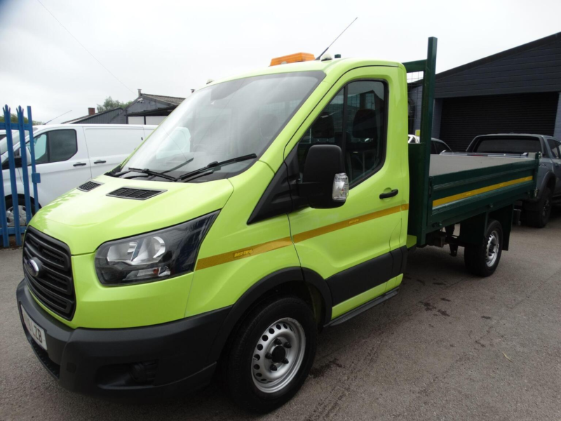 2018 Ford Transit 2.0ecoblue 350 L2 Mwb Chassis Tipper Eu6 in Green — image 1