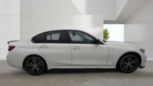 2021 BMW 3 Series 2.0 320i M Sport Saloon 4dr Petrol Auto Euro 6 (s/s) (184 Ps) in White — image 5