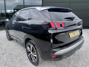 2018 Peugeot 3008 1.6 Bluehdi Gt Line in Black — image 5