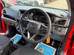 2016 Vauxhall Viva 1.0i Ecoflex Se Euro 6 5dr in Red — image 3