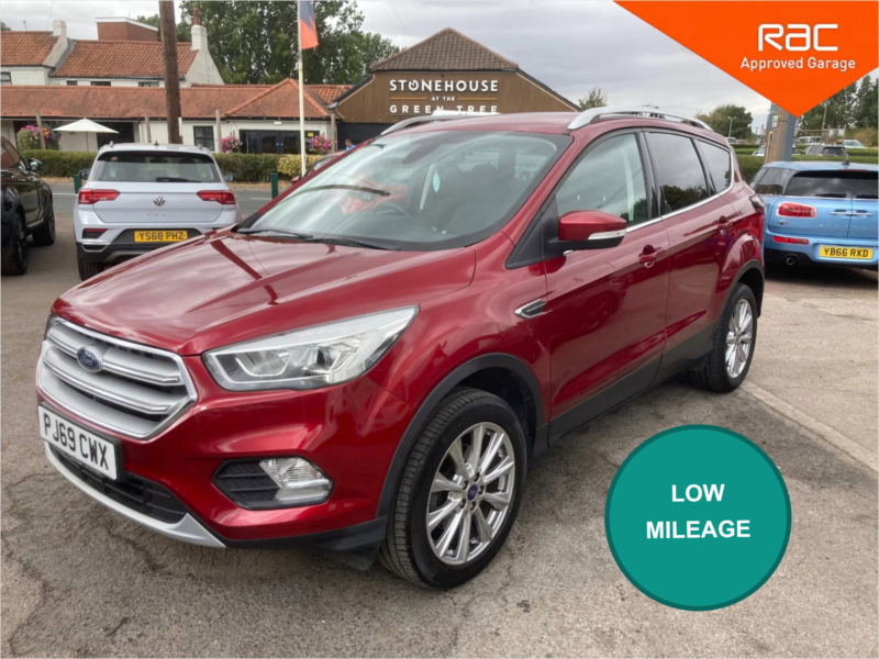 2019 Ford Kuga 1.5t Ecoboost Titanium Edition SUV 5dr Petrol Manual Euro 6 (s/s) (150 Ps) in Red — image 1