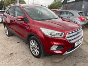 2019 Ford Kuga 1.5t Ecoboost Titanium Edition SUV 5dr Petrol Manual Euro 6 (s/s) (150 Ps) in Red — image 3