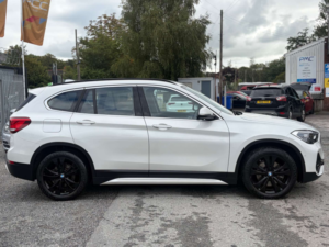 2021 BMW X1 1.5 X1 Xdrive 25e Sport Auto 4WD 5dr in White — image 4
