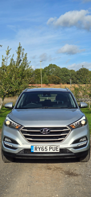2016 Hyundai Tucson 1.6 Gdi Blue Drive Se Nav SUV 5dr Petrol Manual Euro 6 (s/s) (132 Ps) in Silver — image 3
