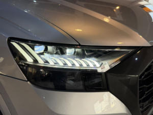 2020 Audi Rsq8 4.0 Tfsi V8 Carbon Black(cat-S). in Silver — image 4