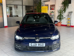 2021 Volkswagen Golf 2.0 Tdi Gtd in Blue — image 5