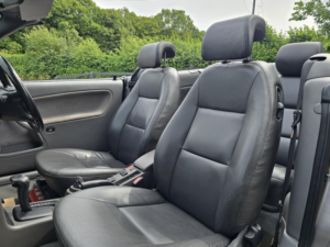 2001 Saab 9-3 Saab 9-3 2.0t Se Convertible 2dr Petrol Automatic (243 G/km, 150 Bhp) 2.0 2dr Convertible Automatic Petrol in Grey — image 3