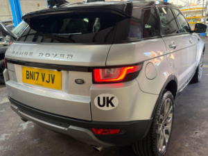 2017 Land Rover Range Rover Evoque 2.0 Td4 Se Tech 4WD Euro 6 (s/s) 5dr in Silver — image 3
