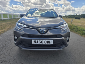 2018 Toyota Rav4 2.5 Vvt-H Design CVT 4WD Euro 6 (s/s) 5dr in Grey — image 3