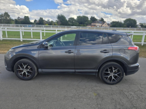 2018 Toyota Rav4 2.5 Vvt-H Design CVT 4WD Euro 6 (s/s) 5dr in Grey — image 5