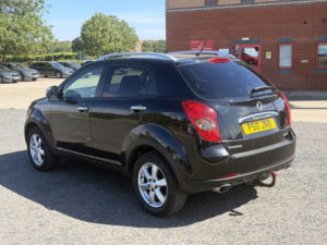 2012 Ssangyong Korando 2.0 D Es in Black — image 4