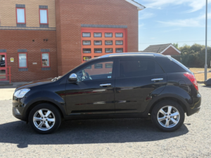 2012 Ssangyong Korando 2.0 D Es in Black — image 5