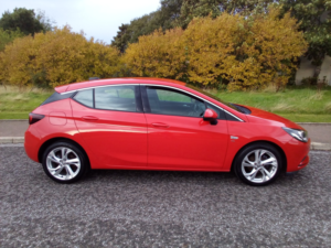 2016 Vauxhall Astra Sri 1.4 I Turbo in Red — image 2
